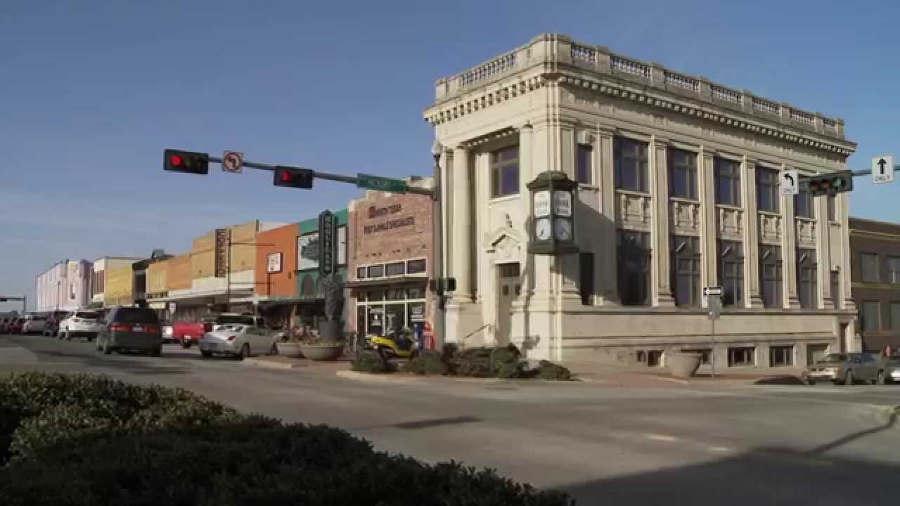 Padel court construction services in Denton, TX